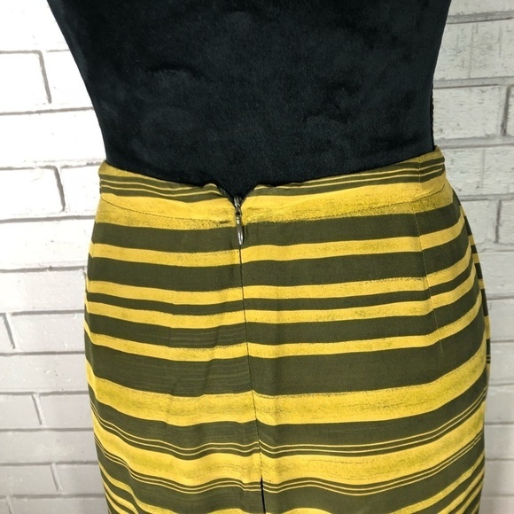 Jones New York Women’s Silk Striped Skirt - Picture 5 of 6